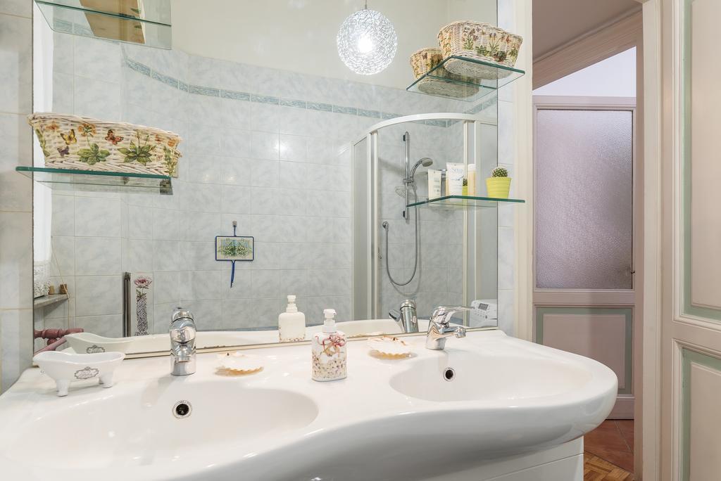 Flower'S Market Apartment - Charme Holidays Rome Buitenkant foto